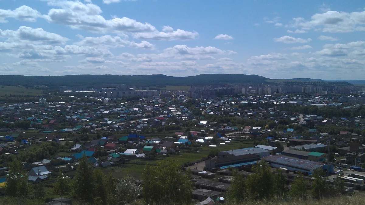 Октябрьский